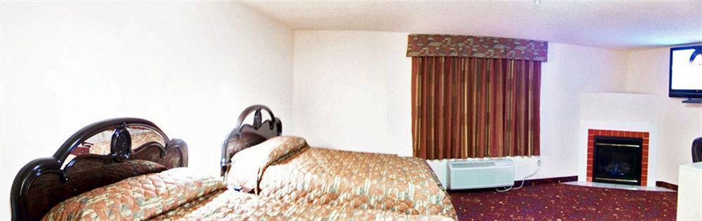 Crystal Star Inn Edmonton Airport With Free Shuttle To And From Airport Leduc Dış mekan fotoğraf