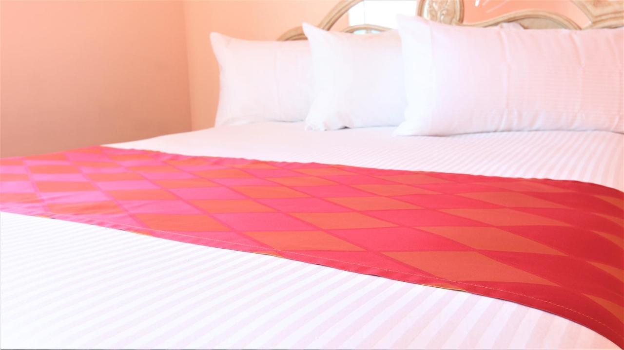 Crystal Star Inn Edmonton Airport With Free Shuttle To And From Airport Leduc Dış mekan fotoğraf