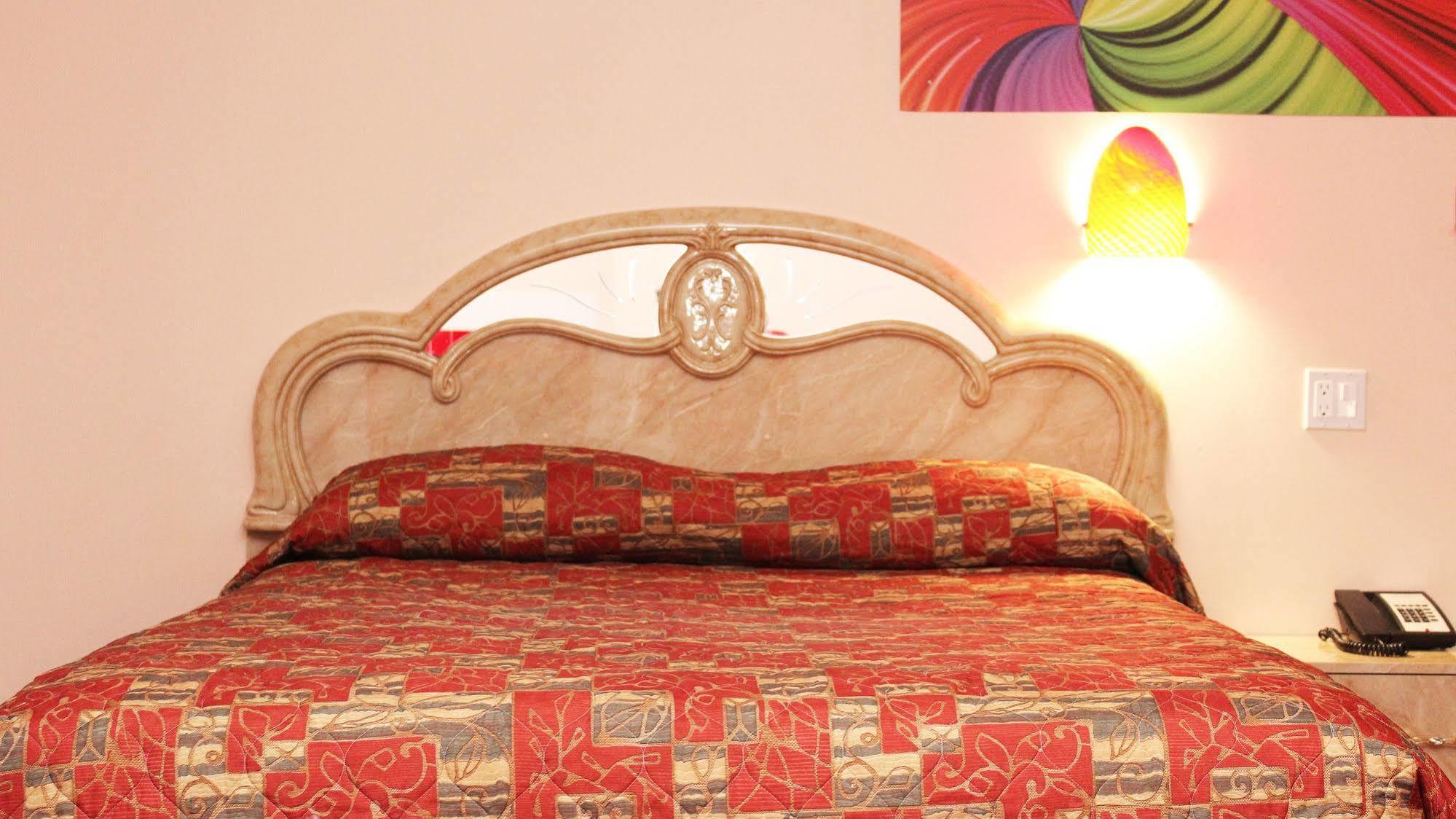 Crystal Star Inn Edmonton Airport With Free Shuttle To And From Airport Leduc Dış mekan fotoğraf